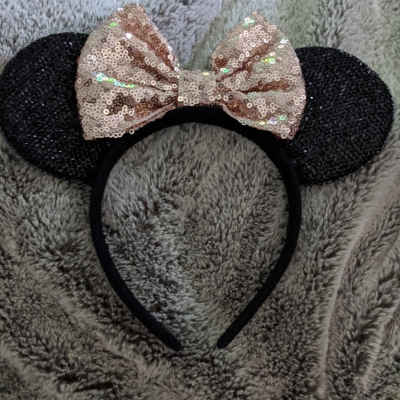 Disney Accessories - Black and Rose Gold Glitter Disney Ears